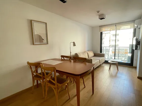 Venta Con Renta 2 Dormitorios, 2 Baños Y Garaje Pocitos