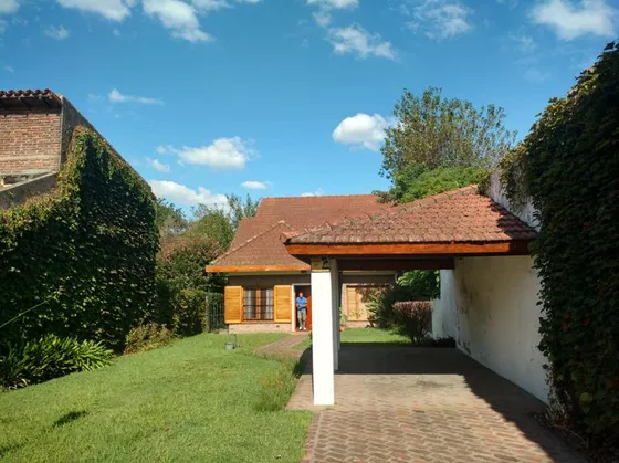 Casa A La  Venta En Av. Senador Morón 2073 Bella Vista