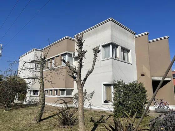 Casa En  Venta En Country Venado 2 Canning