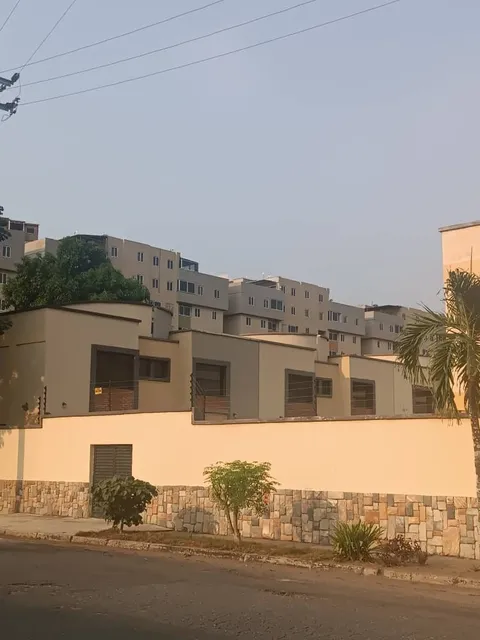 Bonito Townhouse  Totalmente Remodelado Y De Data Reciente  Naguanagua -sector Parque Naguanagua Residencias Villa Nueva