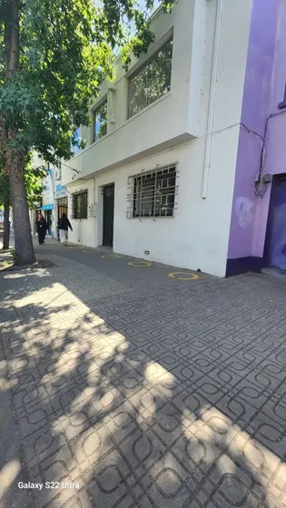 Se Arrienda Excelente Local Comercial, Calle Carmen