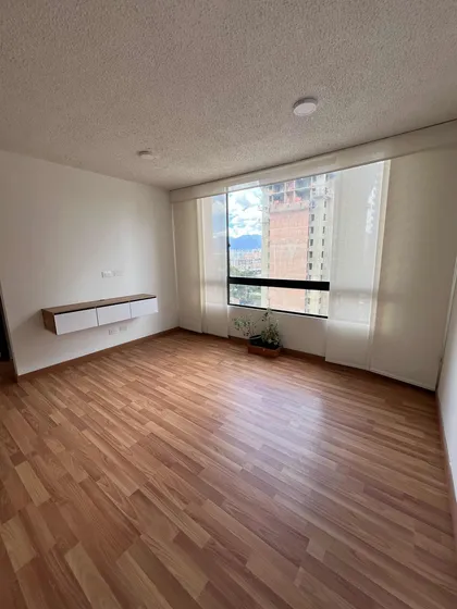 Apartmento Para Estrenar - 2 Habitaciones, 1 Baño, Zona Ropa