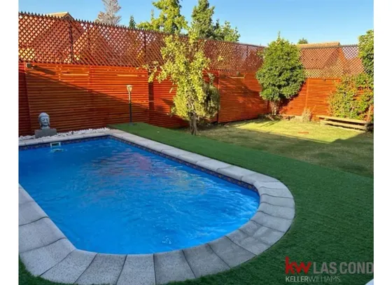 Venta Casa A En Peñalolen, Sector Quebrada De Macul