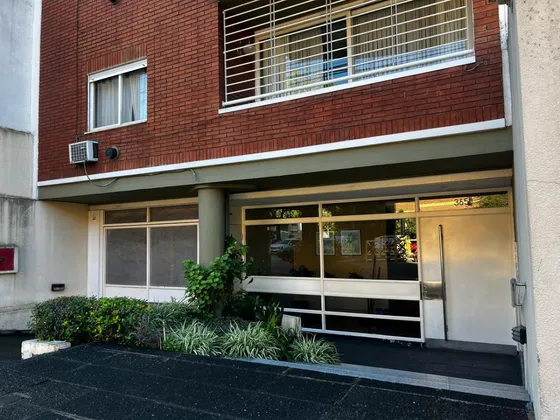 Venta - 3 Ambientes Con Patio, Cochera Fija Cubierta Y Baulera- Nuñez-caba