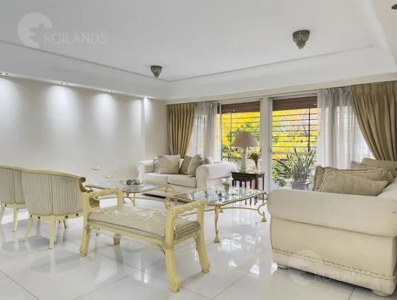 Venta Departamento 4 Ambientes Balcon Cochera Flores