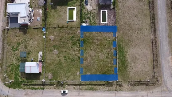 Terreno En Venta - 10 X 30 -  Barrio Terranova Arana