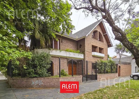 Casa En Venta En Lomas De Zamora Oeste