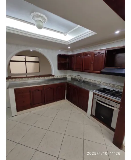 Casa En Alquiler En Envigado - La Magnolia