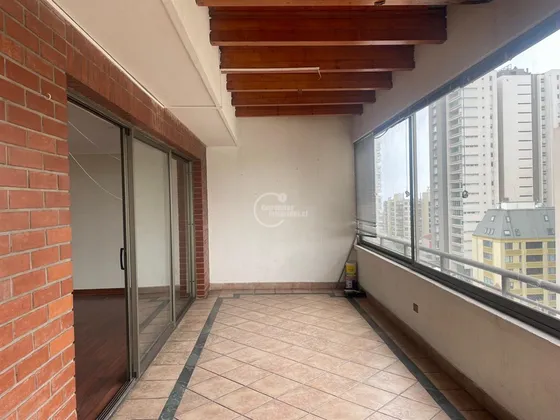 Departamento En Arriendo De 4 Dorm. En Viña Del Mar