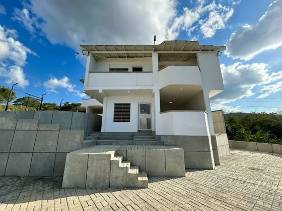 Raul Gutiérrez Vende, Casas En Lomas De Tabure, Cabudare Lara Agua Viva 25-15936