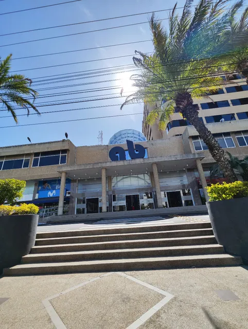 Oficina En Centro Empresarial Ab, Av Bolivar