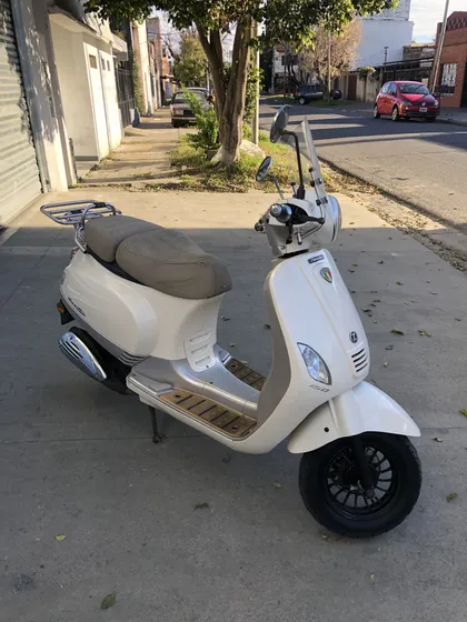Vendó Zanella Styrle 150 Año 2018 Con 13000 Km Impecable Igu