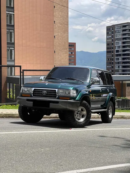 Toyota Burbuja Lc80