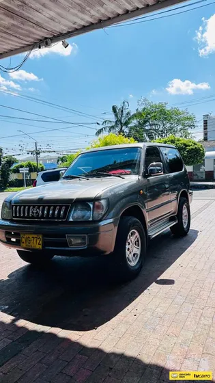 Toyota Prado 2.7 Sumo