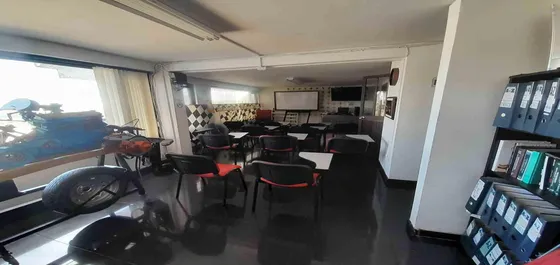 Casa Comercial En Venta / Manizales (279057946).