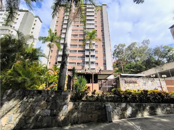 Se Vende Apto 130m² 3h+1s/2b+1s/2p Los Naranjos 