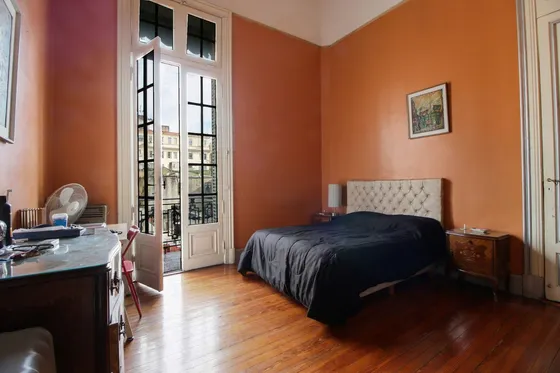Venta De Depto. 6 Ambientes En Balvanera