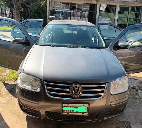 Volkswagen Bora 1.8 Highline T 180cv