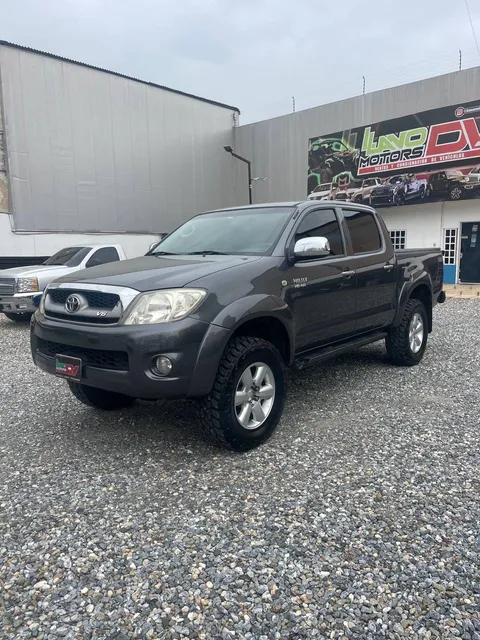 Toyota Hilux Kavak Kavak