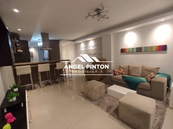 Apartamento En Alquiler Lago Country Iii Maracaibo Api 0333