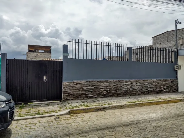 Arriendo Casa Independiente Amplio Terreno San José De Morán