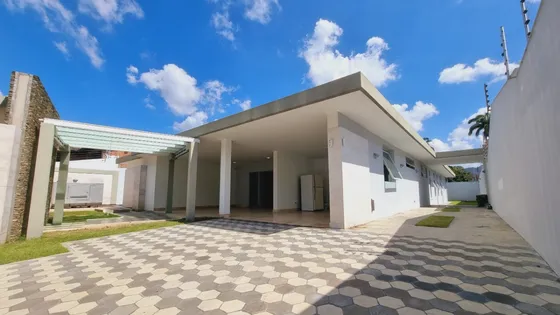 Casa En Venta Urb. Guaparo Remodelada Cod 262695