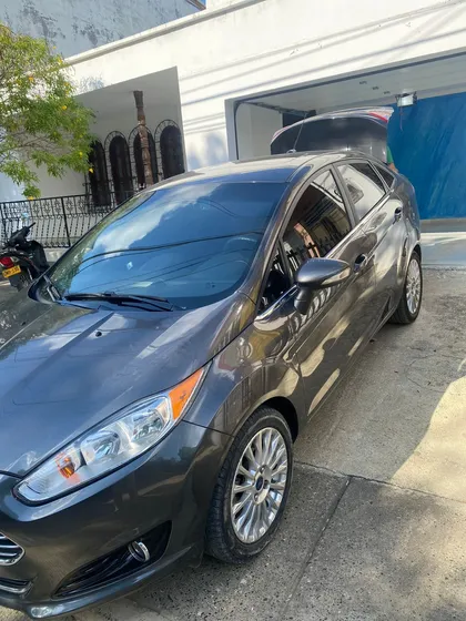 Ford Fiesta 1.6 Titanium At
