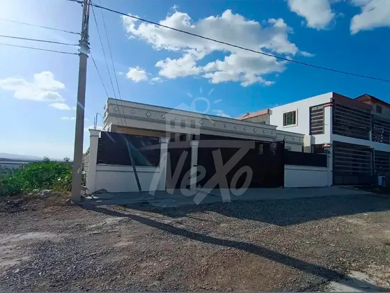 Nexo Real Estate Tiene Casa En Venta, Urbanización Los Prados, Santiago (jpc-241)