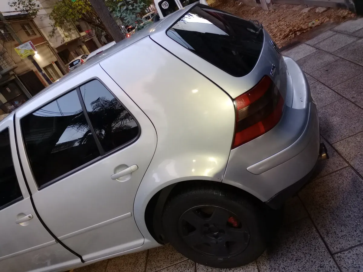 Volkswagen Golf 2.0 Highline65675484747265124