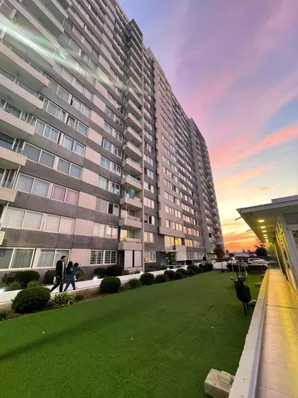 Departamento En Arriendo  1d/1b + Estacionamiento En Macul