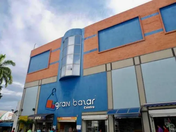 Local En C.c Gran Bazar, Valencia