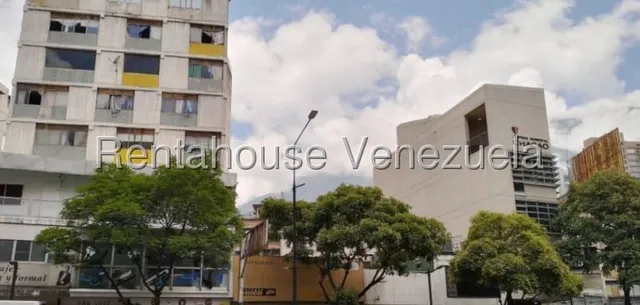 Se Alquila Sótano En El Corazón De Chacao Ubicado En La Avenida Francisco De Miranda  #25-12726