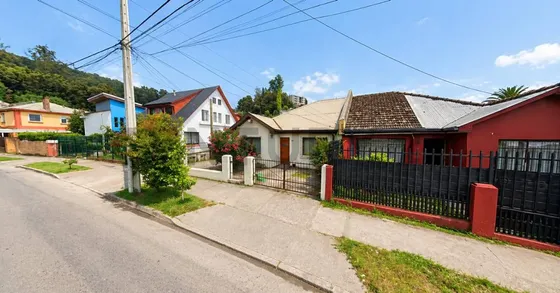 Se Vende Propiedad Con Dos Casas, A Pasos De Udec, Concep...