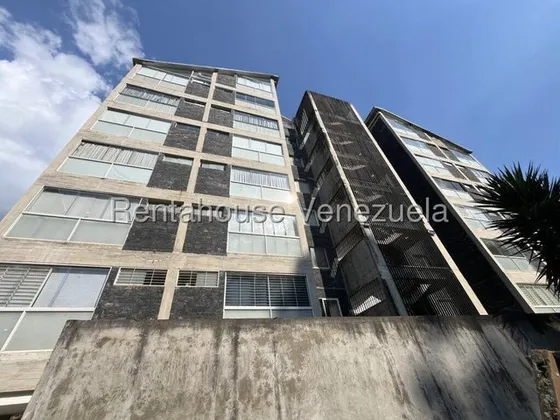 Alquiler De Apartamento, Mls 25-24584, Ycl.
