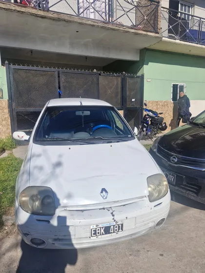 Renault Clio 1.6 Athent. Aa Gnc