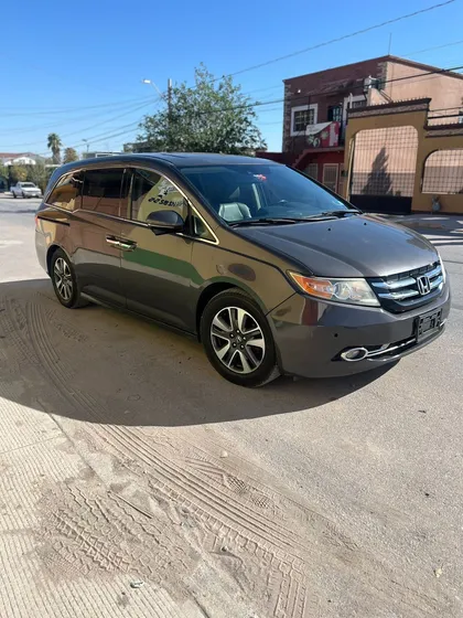 Honda Odyssey 3.5 Touring V6/ At