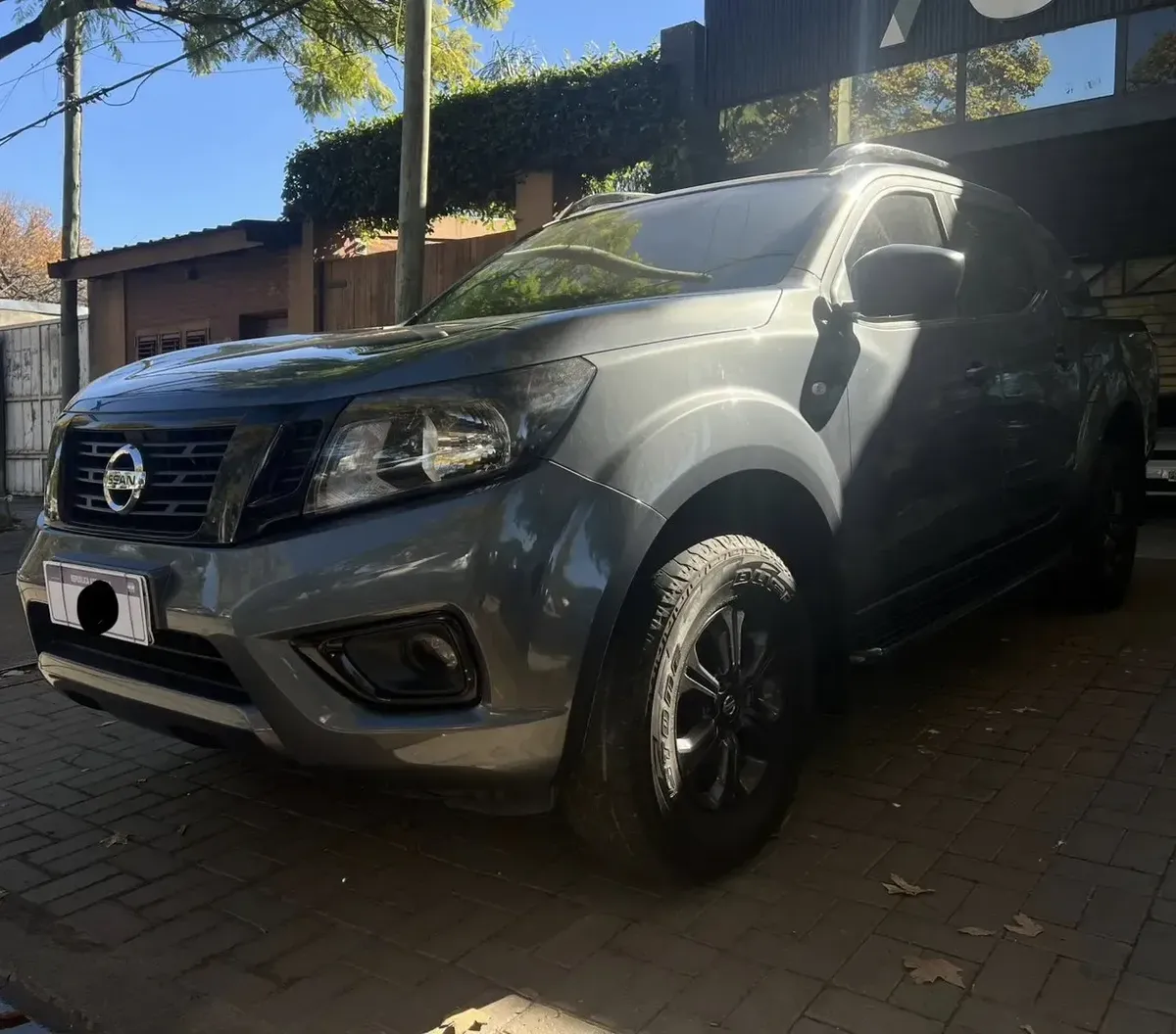 Nissan Frontier 2.3 X-Gear 4x2 automática