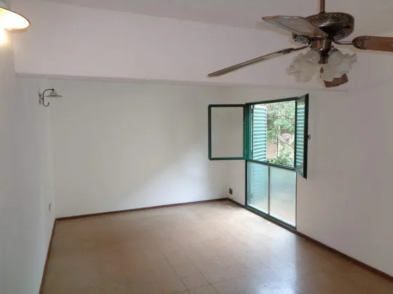 Barrio Pueyrredón - Depto. Externo De 2 Dormitorios, Amplio Y Luminoso Con Balcón Y Cocina Separada, Con Espacios Verdes Y Dársena