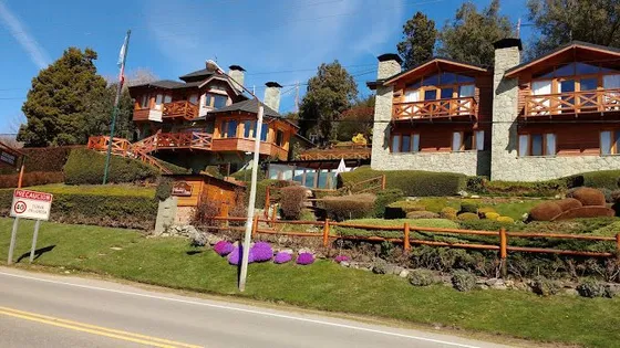 Excelente Complejo 5 Bungalows Vista Panoramica Al Lago Nahuel Huapi, Llao Llao, Pileta Climatizada 