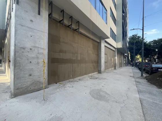 Renta Local Comercial, 200m2, San Rafael, Cuauhtémoc
