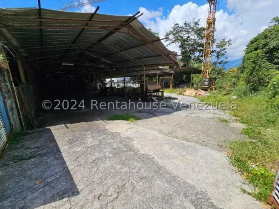 Increíble Terreno Industrial, Abierto De 800 Mts Con Terreno Adicional De 800 Mts, En Alquiler En El Encantado 25-1273