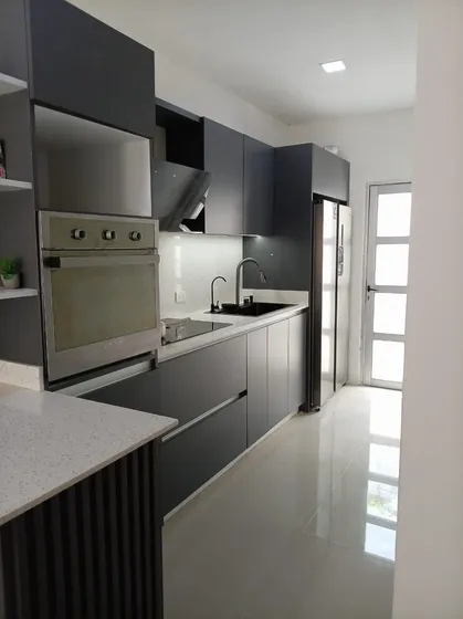 Se Vende Casa Res. Vista Alegre Sector El Rocio Naguanagua Yc.