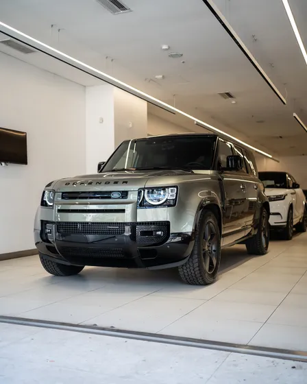 Land Rover Defender 2.0 110 P400e Hse X-dynamic