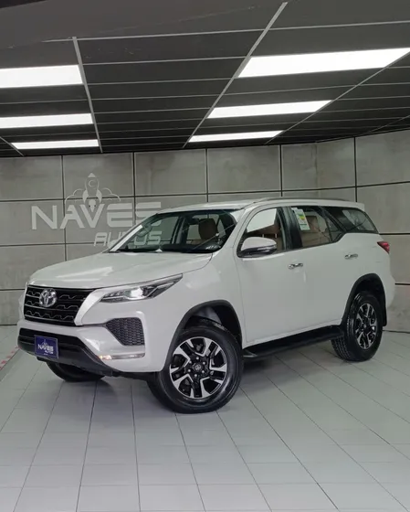 Toyota Fortuner Exr