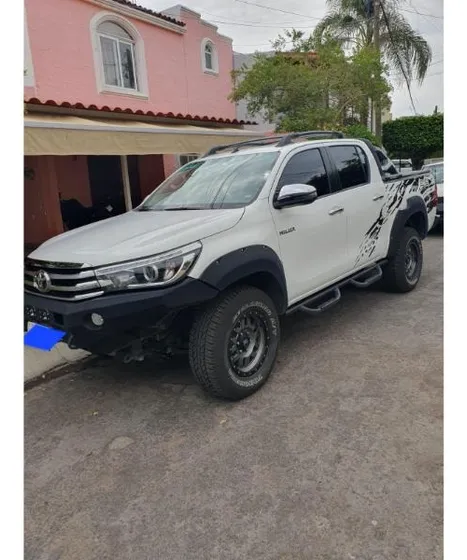 Toyota Hilux 2.8 Tdi Cabina Doble At
