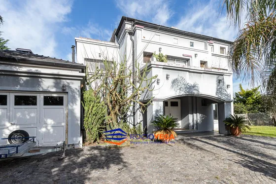 Casa En Venta Y Alquiler En Campos De Alvarez
