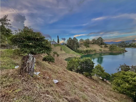 Lote En Venta Uvital El Peñol