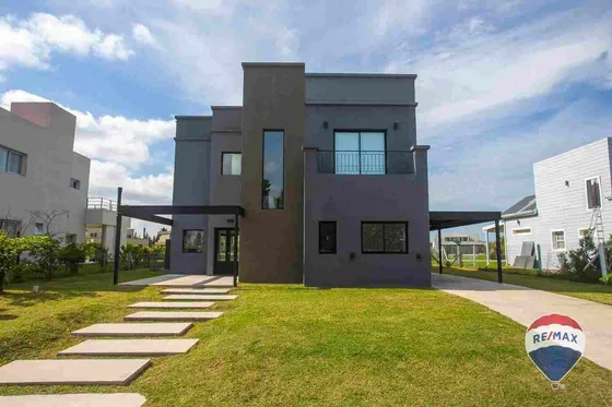 Casa 5 Ambientes En Venta En Lagos De San Eliseo 