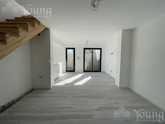 Venta Departamento 2 Ambientes En Bernal