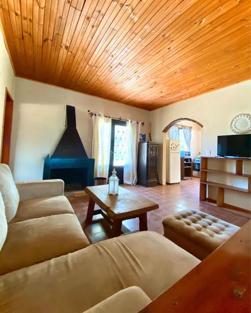 Casa Y Galpón Con Jardín Y Patio Asfaltado Cerca D La Playa